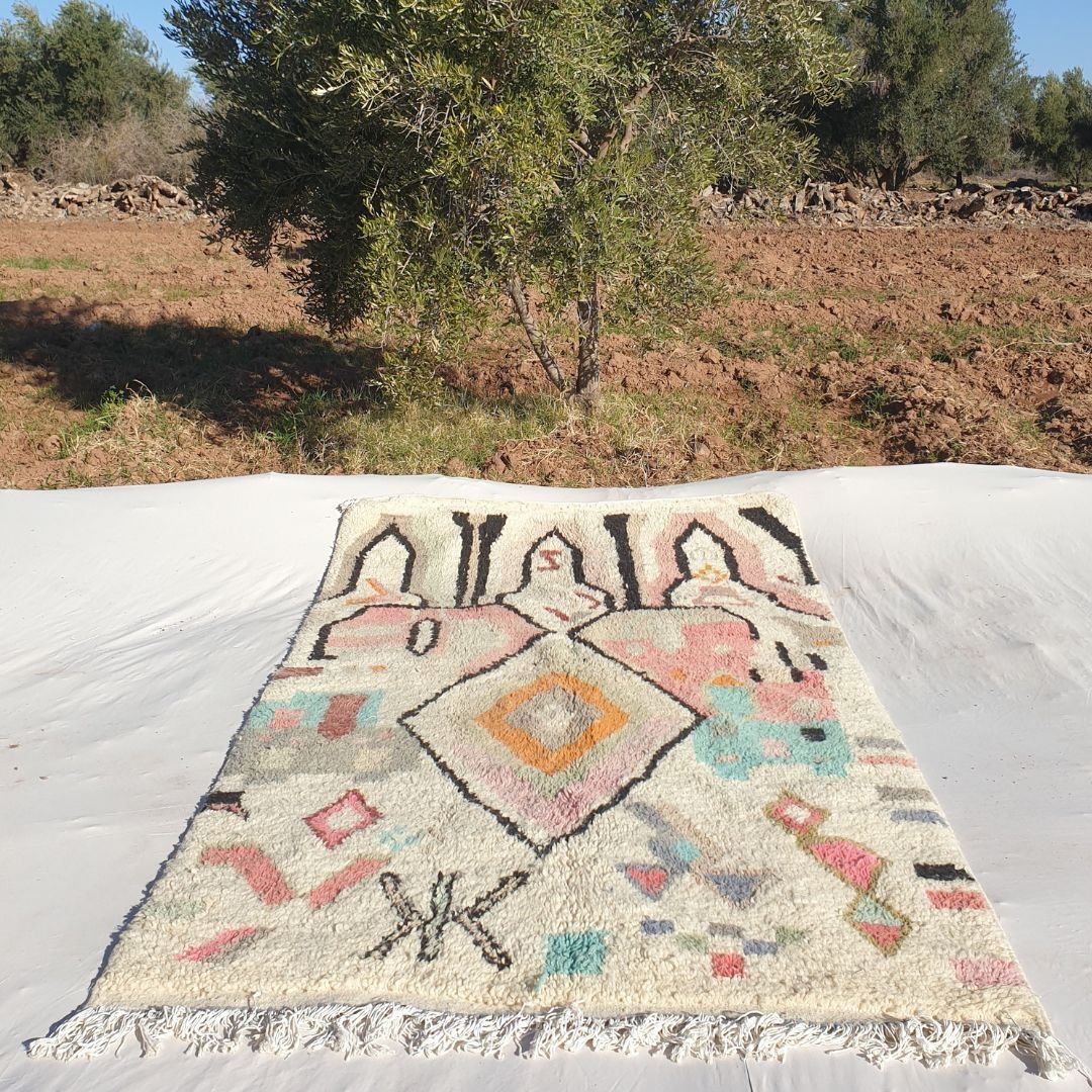 Batina - Boujad Moroccan Rug | Authentic Berber Living room & Bedroom Rug | 4'92x8'53 Ft | 150x260 cm - OunizZ