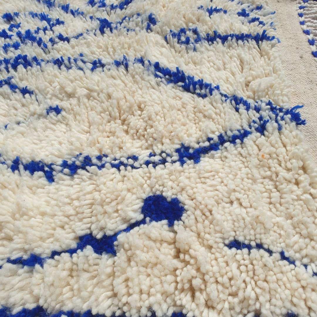 Lazriya Runner - Blue and White Moroccan Runner Rug 2x10 - Modern Abstract Design | 2'62x10'46 Ft | 80x319 cm - OunizZ