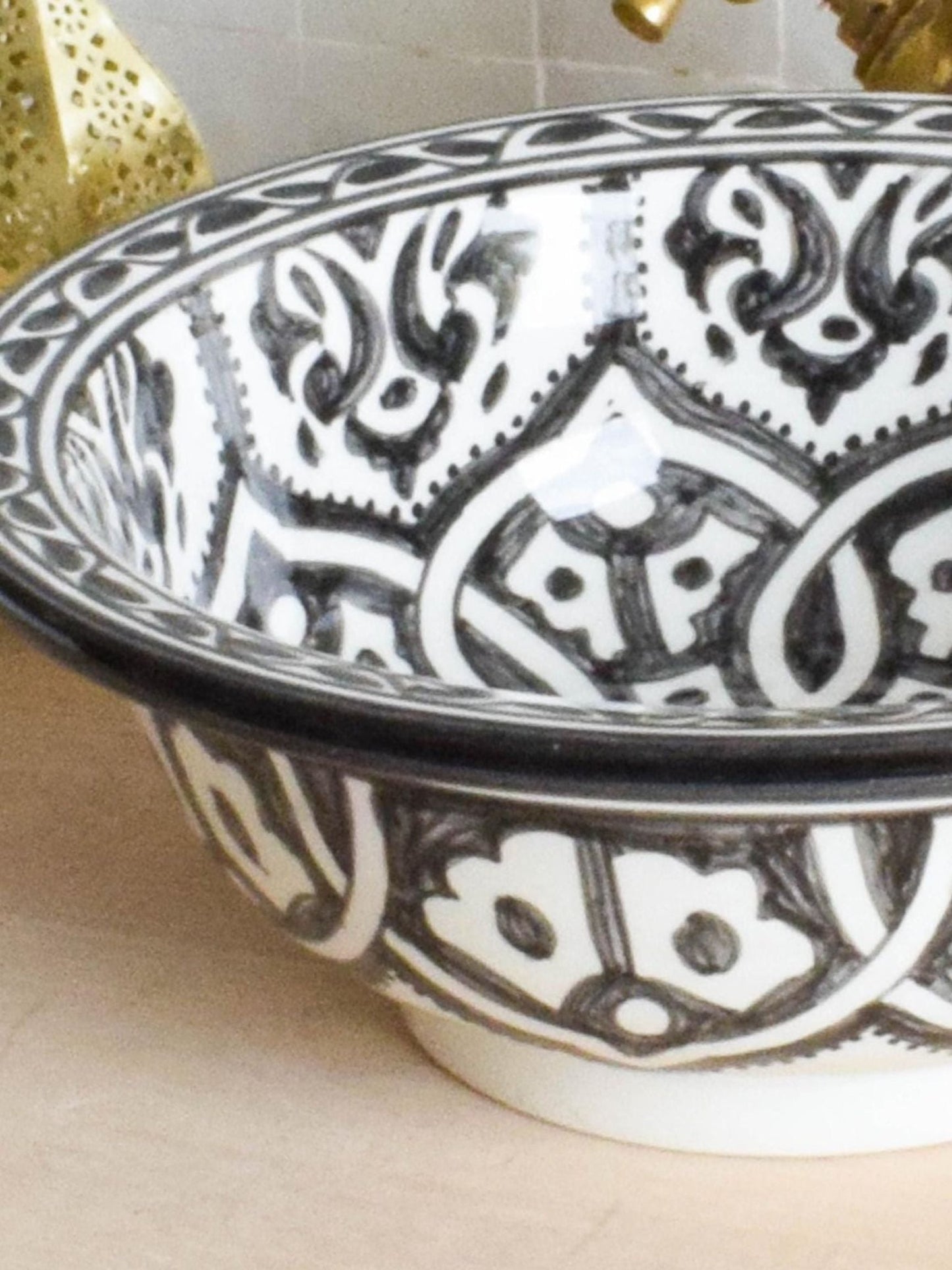 Midelt - Hand - painted Ceramic Bathroom Sink Vanity – Elegant, Customizable and Lead - Free - (ETAT) - OunizZ