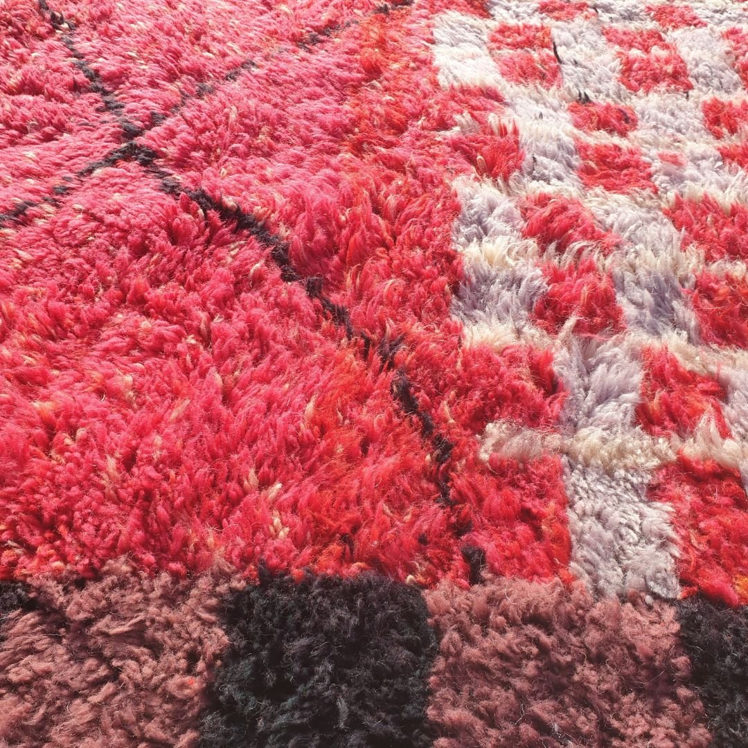 Rawja - Red & Black 6x9 Moroccan Rug Beni Mrirt Luxurious Ultra Soft and Thick | Berber Handmade Wool Carpet | 6'63x9'38 Ft | 202x286 cm - OunizZ