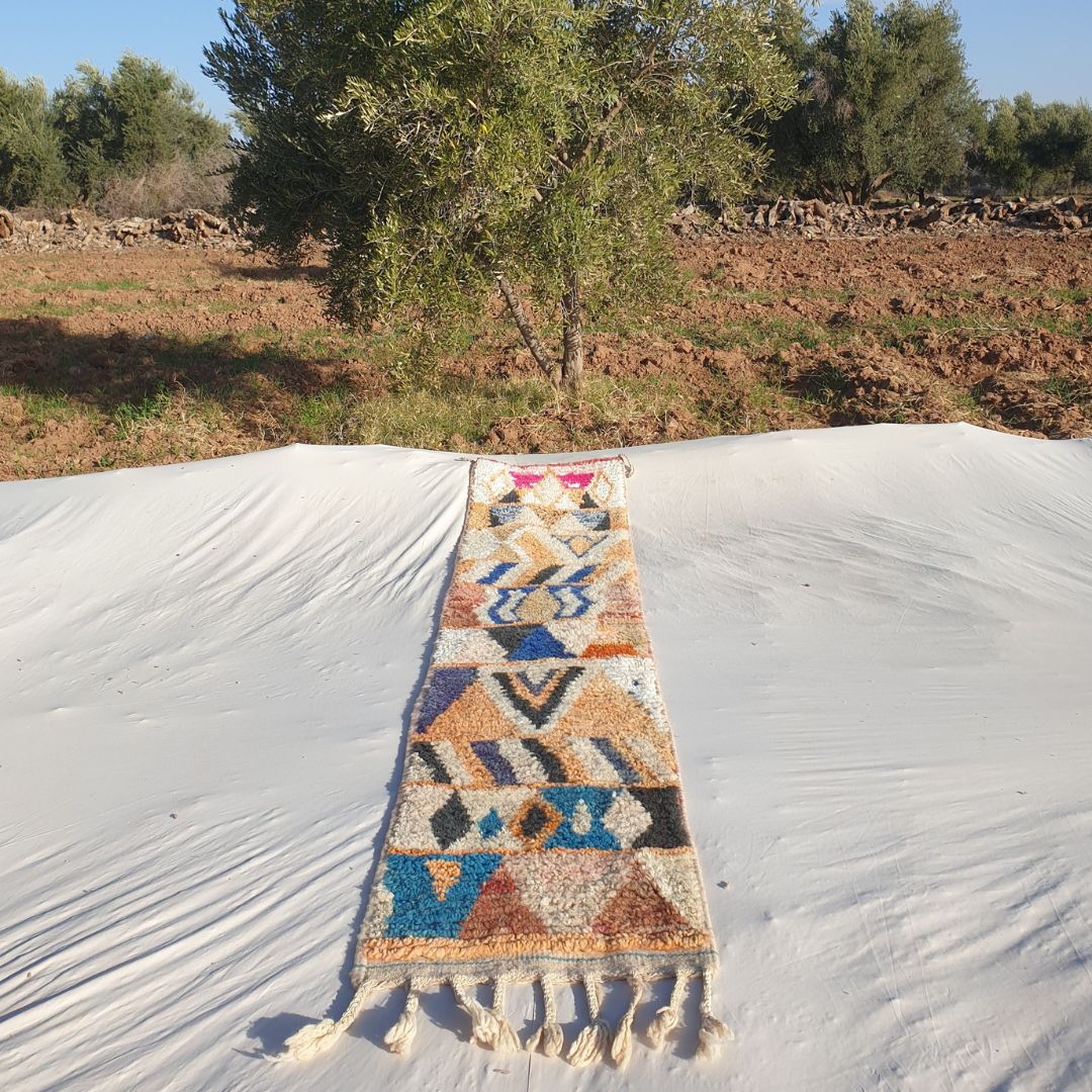 Reggua Runner | Boujaad Moroccan Runner Rug for Hallway & Kitchen | 1'87x9'78 ft | 57x298 cm - OunizZ