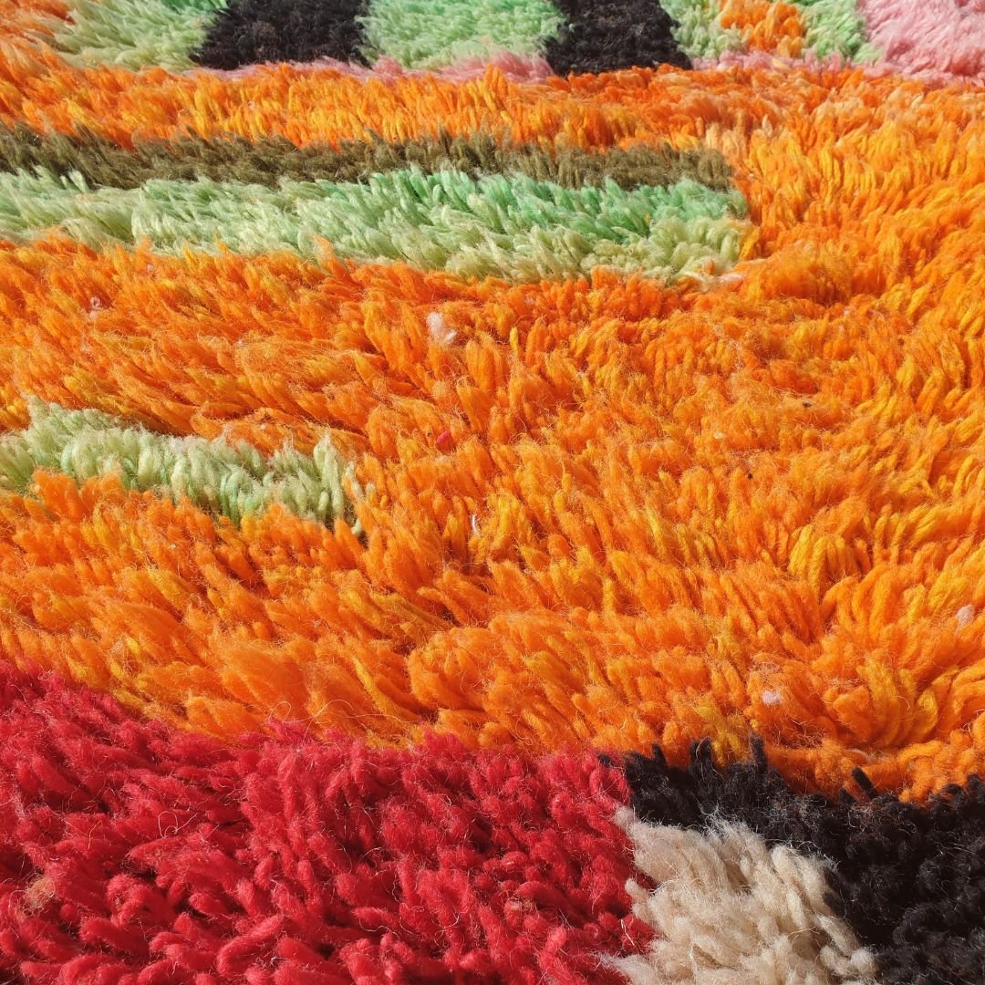 Sigrina - Berber Beni Mrirt Luxurious Moroccan Rug 7x10 ft Multicolored | 7'22x10' Ft | 220x305 cm - OunizZ