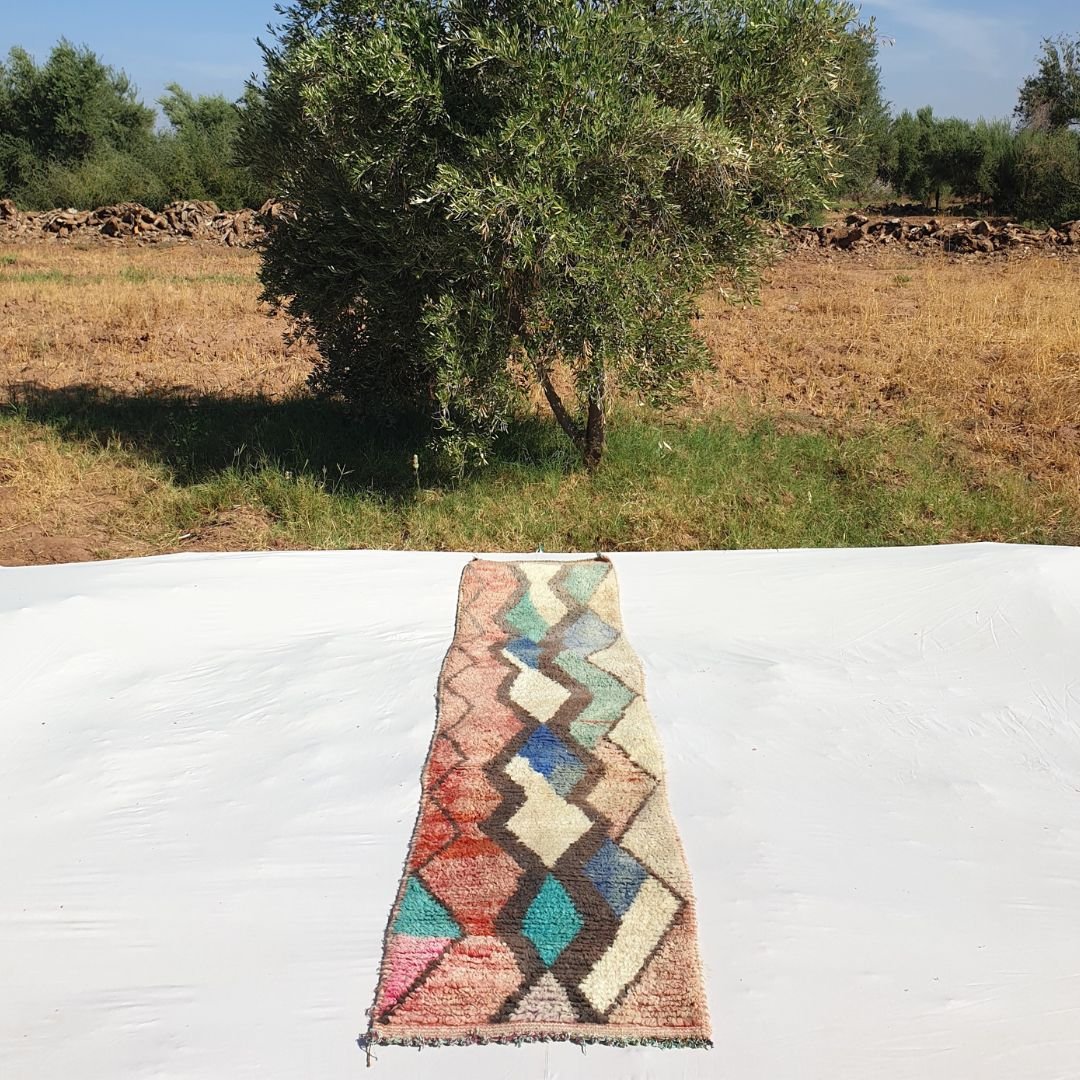 Zreha Runner | Boujad Vintage Moroccan Hallway Runner | 2'23x8'96 ft | 68x273 cm - OunizZ