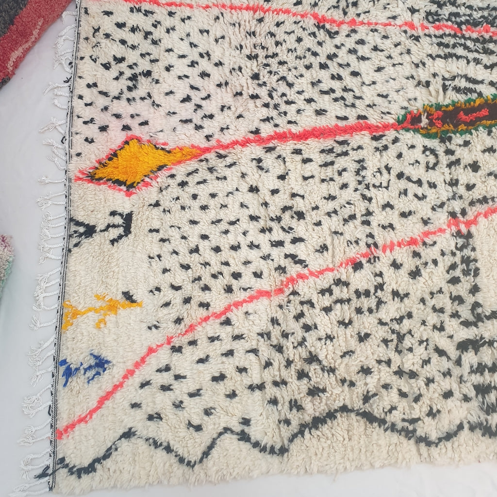 Moroccan White Azilal Rug | NAKSSA | 10'2x6'6 Ft | 3,10x2,00 m | 100% wool handmade