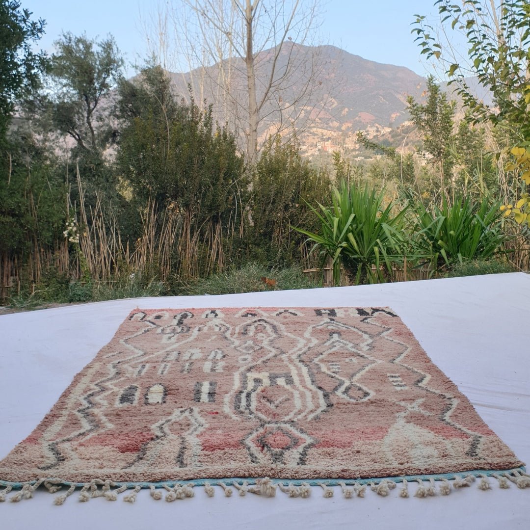 Basil - MOROCCAN RUG BOUJAD | Moroccan Berber Rug | Colorful Rug Moroccan Carpet | Authentic Handmade Berber Bedroom Rugs | 9'38x6'23 Ft | 286x190 cm - OunizZ