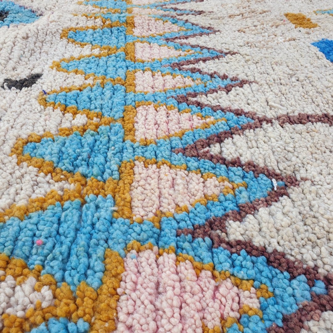 Delani - Moroccan Rug Boujaad | Colorful Authentic Berber Handmade Bedroom Rug | 8'33x5'35 Ft | 2,54x1,63 m - OunizZ