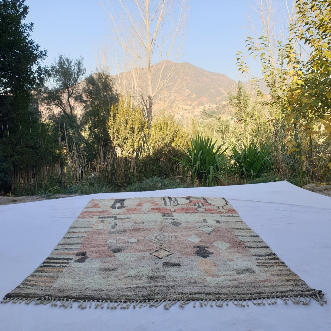 Delina - MOROCCAN RUG BOUJAD | Moroccan Berber Rug | Colorful Rug Moroccan Carpet | Authentic Handmade Berber Bedroom Rugs | 10'24x6'69 Ft | 312x204 cm - OunizZ