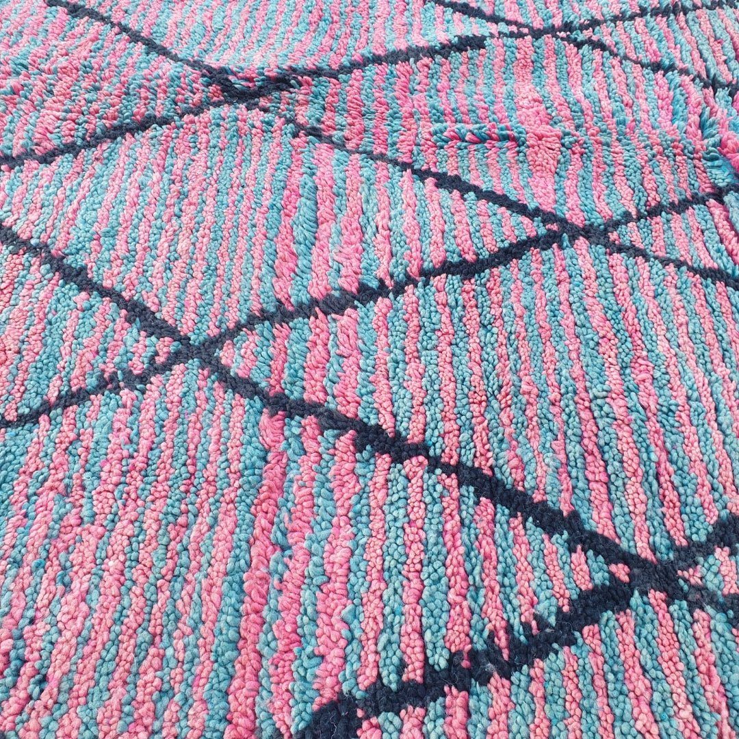 Manata - Moroccan Rug Boujaad | Colorful Authentic Berber Handmade Bedroom Rug | 8x5'08 Ft | 2,43x1,55 m - OunizZ