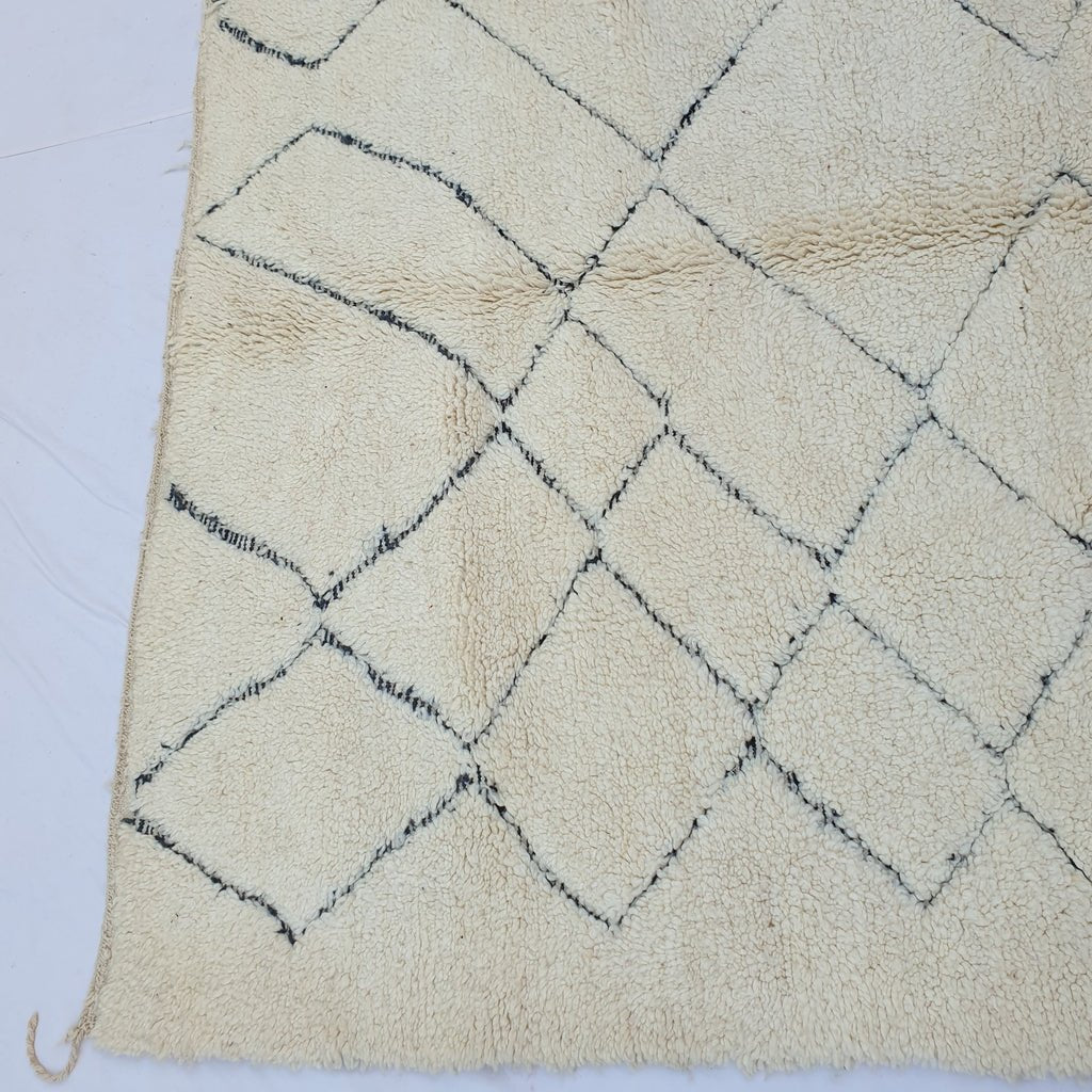 Mharfa - BENI OUARAIN Moroccan White Rug Soft & Thick for Living Room or bedroom | Moroccan High Pile Area Rug Berber Authentic Wool | 9'9x6'6 Ft | 3x2 m - OunizZ