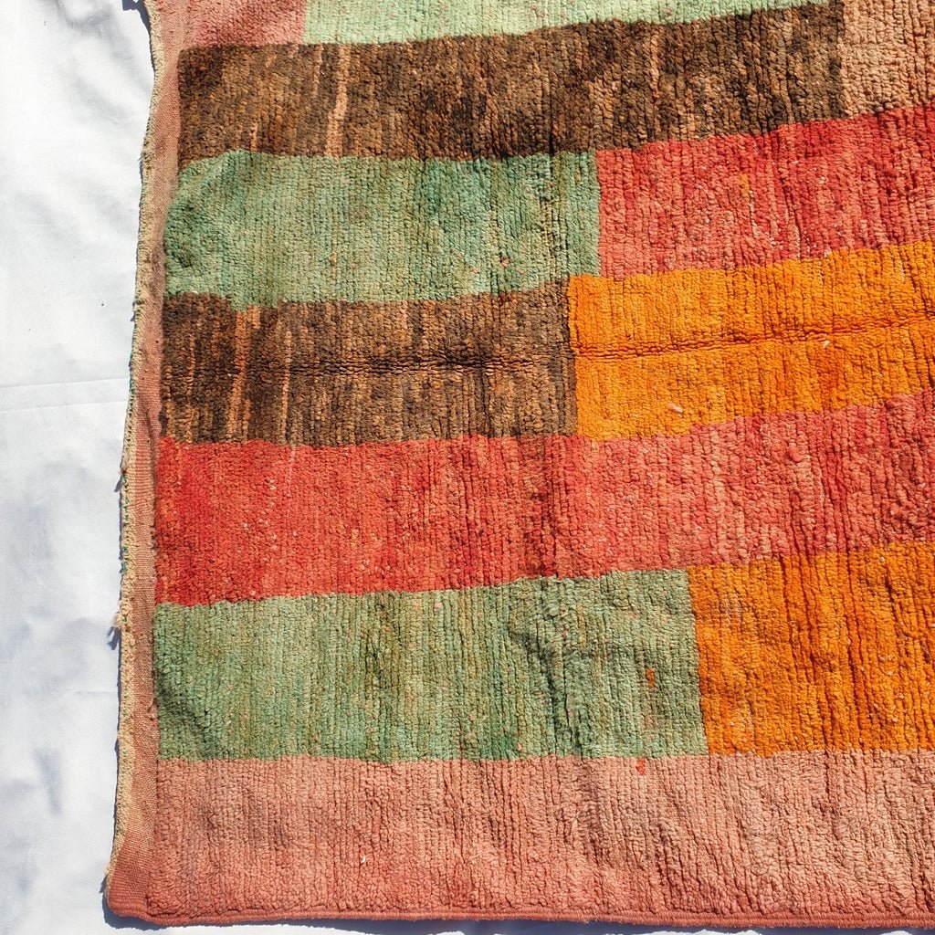 MOROCCAN BOUJAAD RUG | Moroccan Berber Rug | Colorful Rug Moroccan Carpet | Authentic Handmade Berber Bedroom Rugs | 8'7x5 Ft | 2,64x1,52 m - OunizZ