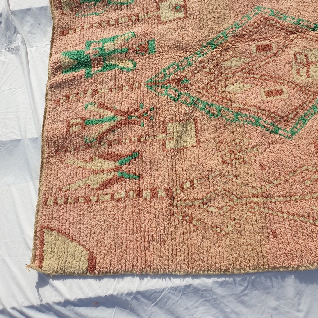 Moroccan Rug Pink Vintage Style Newly made Boujaad | 8'1x6'8" Ft | 2,48x2,07 m | KHORSSA | 100% wool handmade - OunizZ