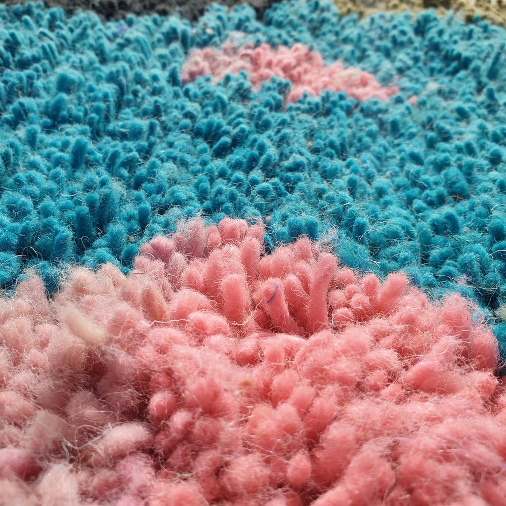 Shabby - Moroccan Rug Boujaad | Colorful Authentic Berber Handmade Bedroom Rug | 8'5x5'2 Ft | 2,60x1,58 m - OunizZ