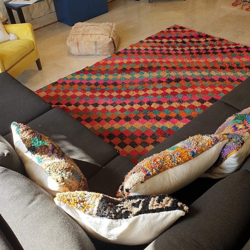 STILA | 6x8'4 Ft | 2,55x1,88 m | Moroccan VINTAGE Checkered Rug | 100% wool handmade - OunizZ