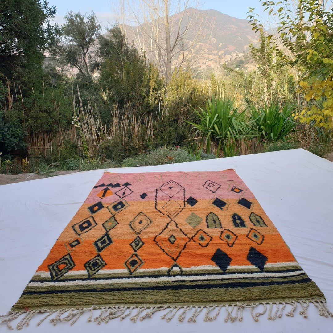 Zaina - MOROCCAN RUG BOUJAD | Moroccan Berber Rug | Colorful Rug Moroccan Carpet | Authentic Handmade Berber Bedroom Rugs | 10'20x6'59 Ft | 311x201 cm - OunizZ