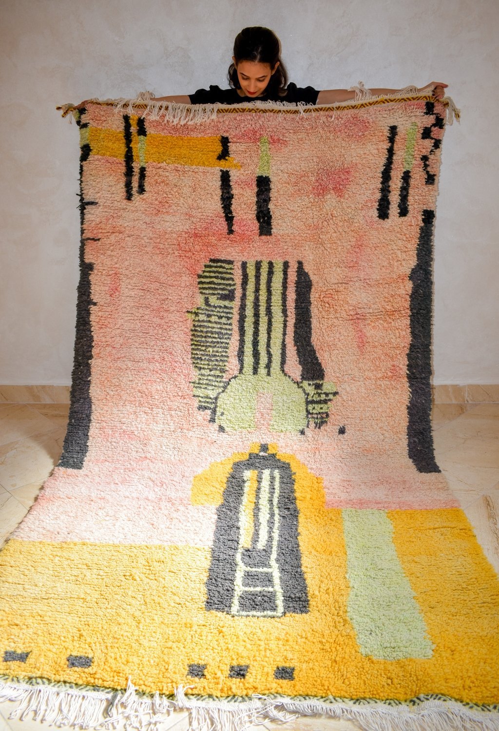 Understanding the Value of Vintage Moroccan Berber Rugs - OunizZ