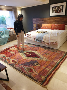 Was ist die beste Teppichgröße für ein Queensize-Bett?