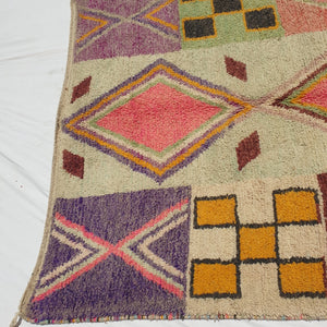 Amnak - marokkansk Boujad Berber-tæppe | Farverigt autentisk håndlavet soveværelse tæppe | 9x5'3 Ft | 2,74x1,61 m