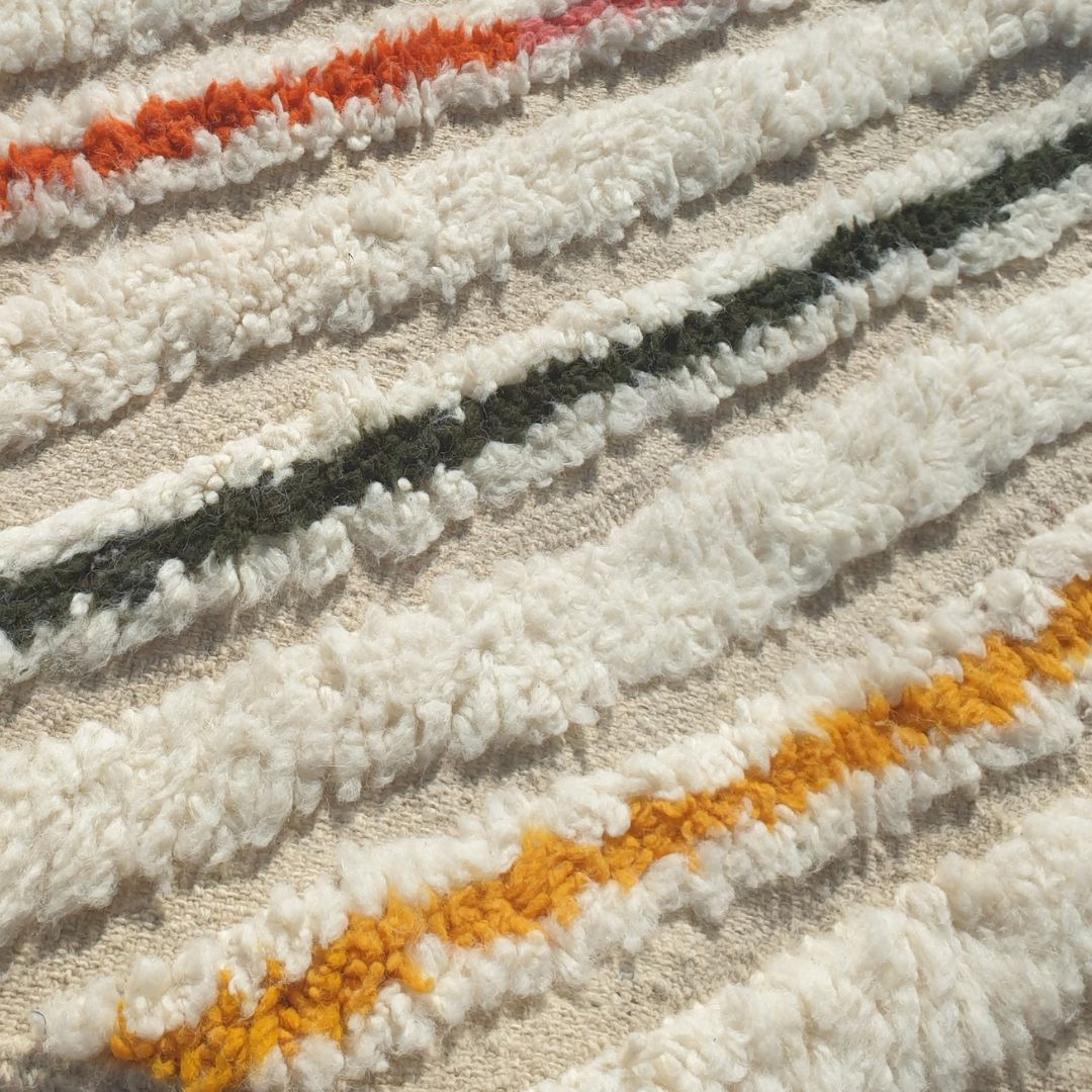Jonat - Witte Beni Ourain Loper - Kleurrijke Diagonale Strepen Marokkaans Berber Gangkleed | 73x296 cm