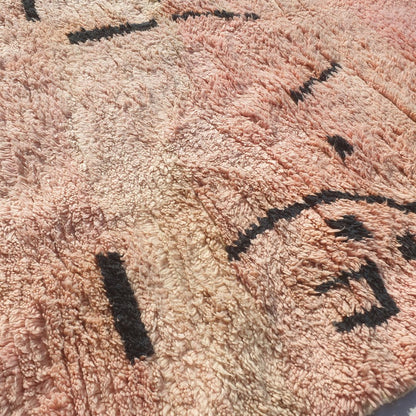 Samli - 6x9 Moroccan Rug - Sandy Beige Blush Boujaad Berber Tifinagh Script Handwoven Wool Carpet | 6'3"×9'8" Ft | 192×295 cm