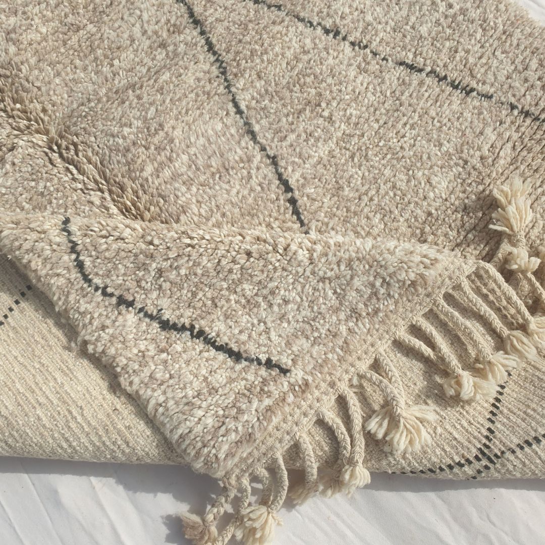 Wirafa - Tapis Beni Ouarain Losange Classique en Avoine - Tapis Berbere Tisse Main | 162x249 cm
