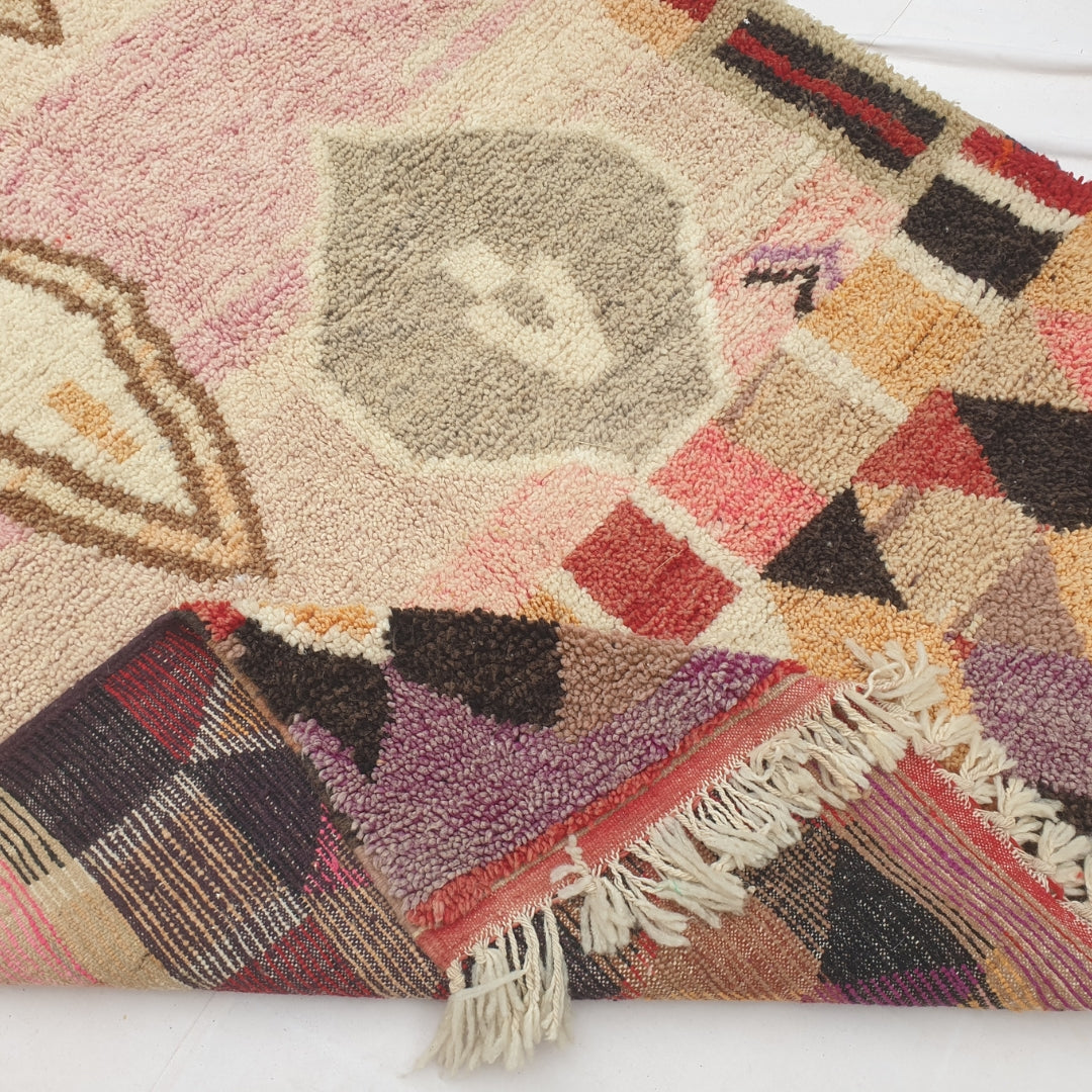Etza - Peach Moroccan Rug with Dark Harlequin Diamond Border - Handwoven Berber Carpet | 6'6"x10'3" Ft | 198x313 cm