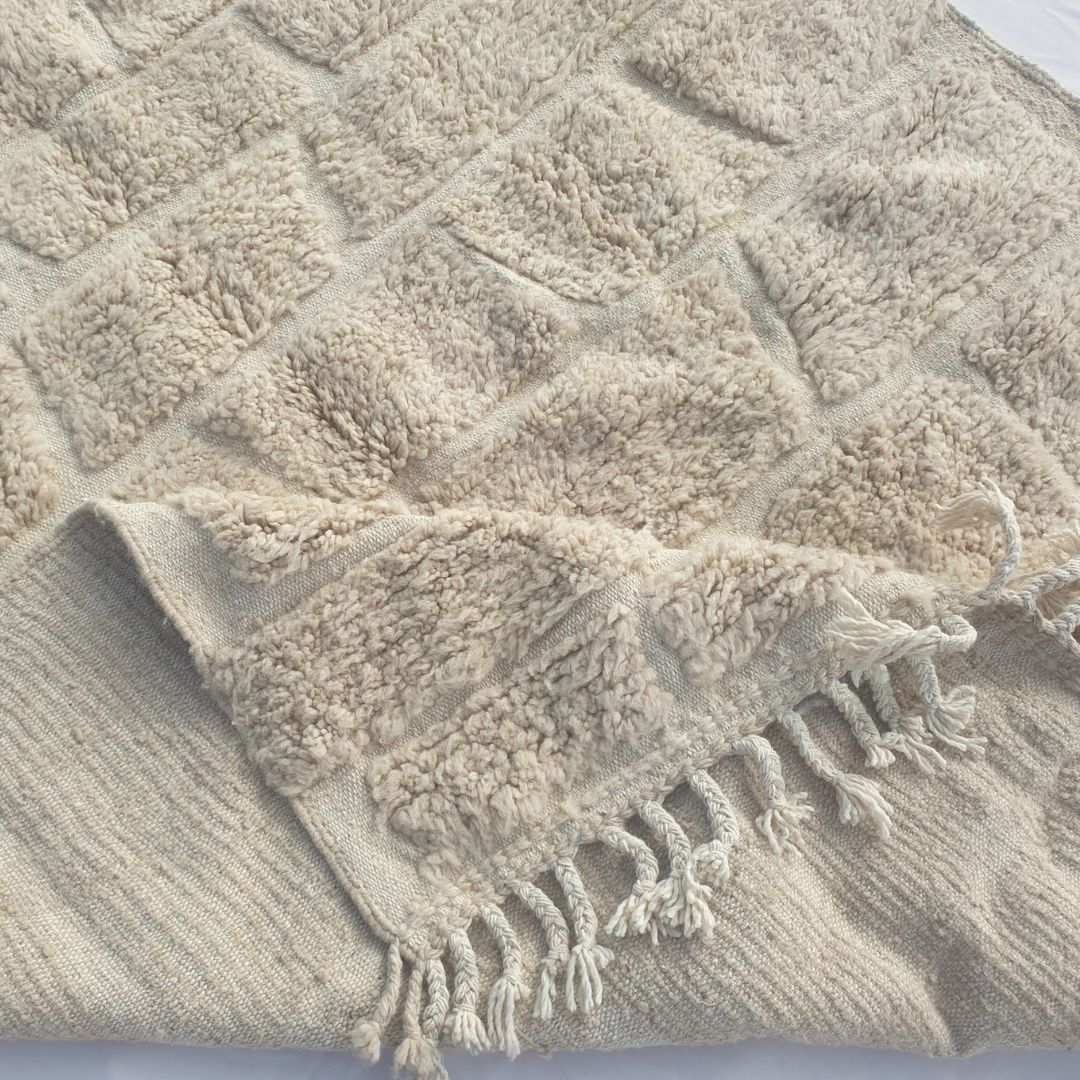 Yabre - Ivory Beni Ourain Rug - Brick Cobblestone Carved Relief Moroccan Berber Carpet | 6'7"x10'3" Ft | 201x314 cm