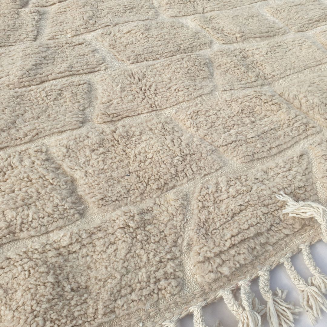 Yabre - Ivory Beni Ourain Rug - Brick Cobblestone Carved Relief Moroccan Berber Carpet | 6'7"x10'3" Ft | 201x314 cm