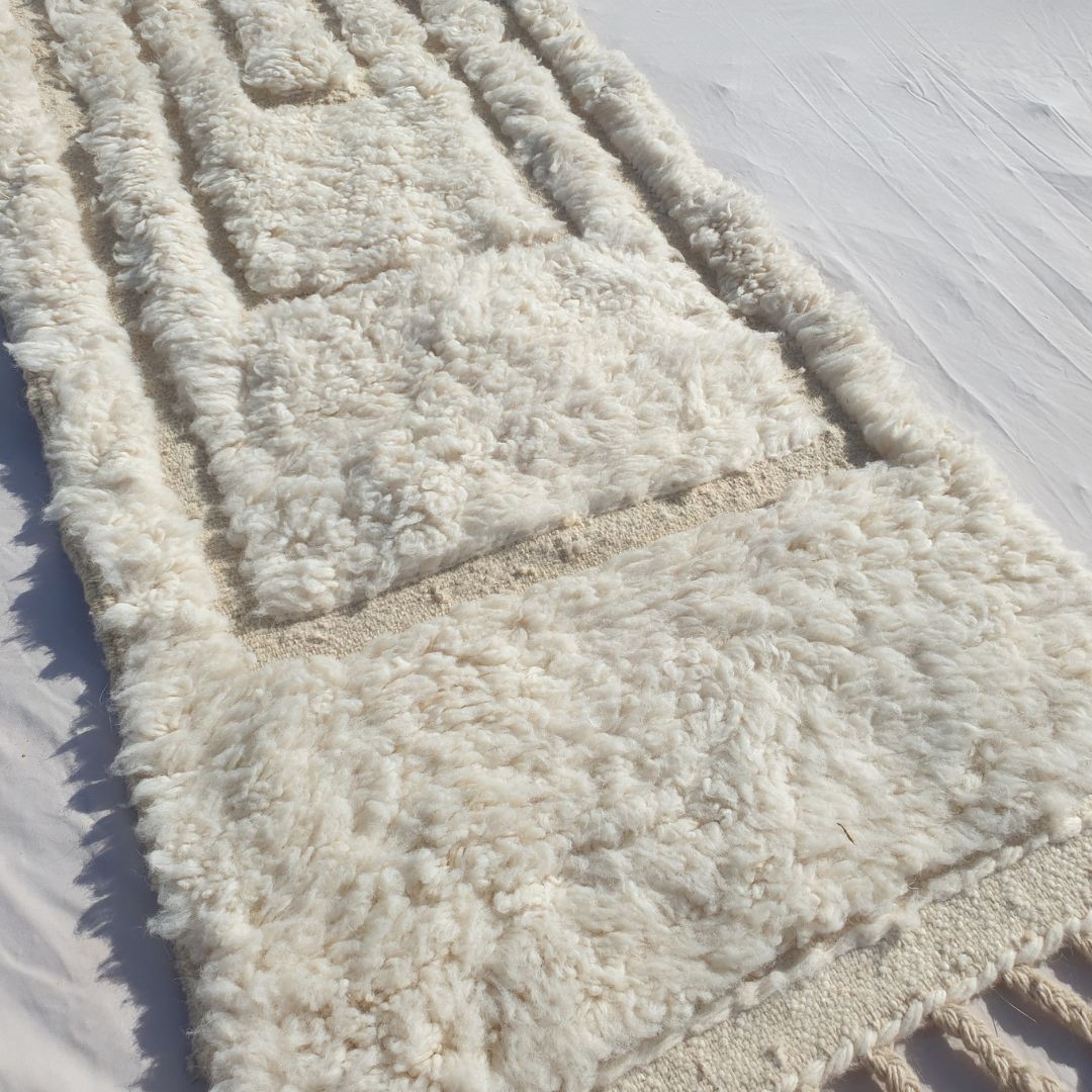 Narmia - White Beni Ourain Runner Rug - Carved Relief Geometric Moroccan Berber Hallway Carpet | 2'5"×9'6" Ft | 74×290 cm