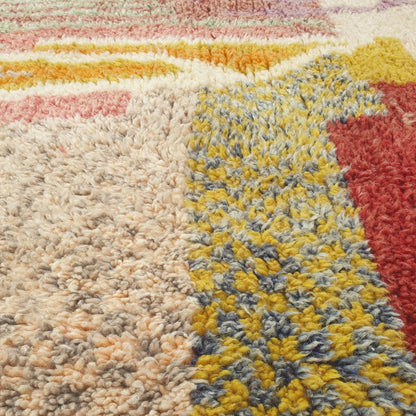 Makyna - Neutraali Pastelli Marokkolainen Matto Pehmealla Vaimennetulla Abstraktilla Kuviolla - Kasinkudottu Berber Matto | 195x321 cm