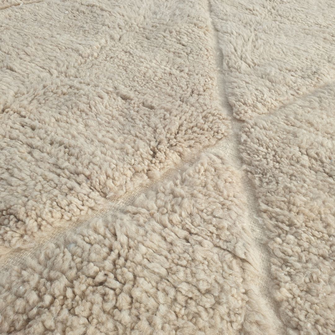 Chaika - Elfenbein Beige Beni Ourain Teppich - Klassisches Rautengitter Geschnitztes Relief Marokkanischer Berber Teppich | 207x281 cm