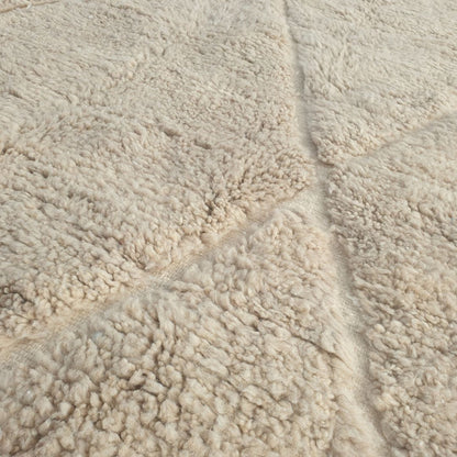 Chaika - Elfenbein Beige Beni Ourain Teppich - Klassisches Rautengitter Geschnitztes Relief Marokkanischer Berber Teppich | 207x281 cm