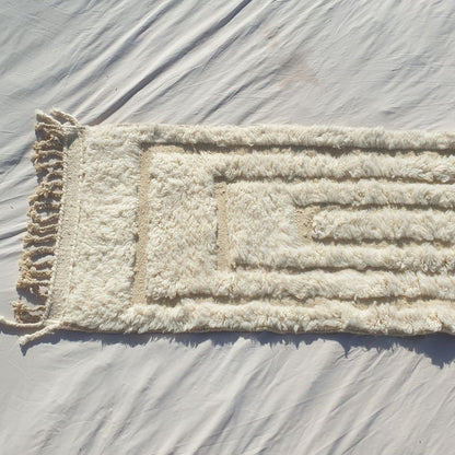 Narmia - White Beni Ourain Runner Rug - Carved Relief Geometric Moroccan Berber Hallway Carpet | 2'5"×9'6" Ft | 74×290 cm