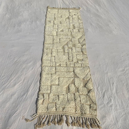 Afonia - Wide Ivory Beni Ourain Runner Rug with Textured Tone-on-Tone Mosaic - Handwoven Berber Carpet | 2'11"x10'4" Ft | 89x317 cm - OunizZ