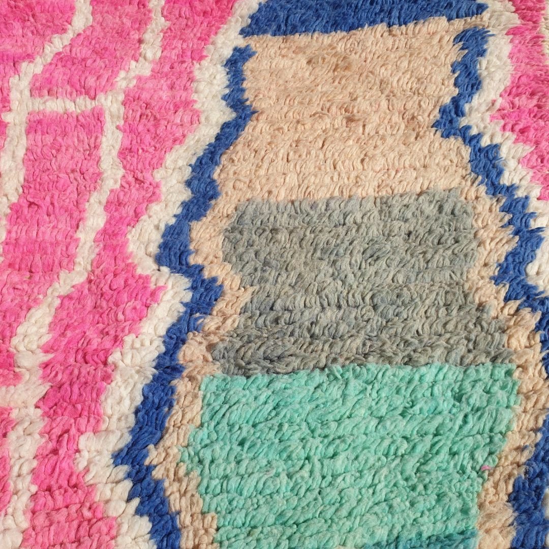 Akar - Pink Boujad Moroccan Rug 5x8 | Authentic Handwoven Berber Wool Carpet | 8'2x5'2 Ft | 2,50x1,58 m - OunizZ