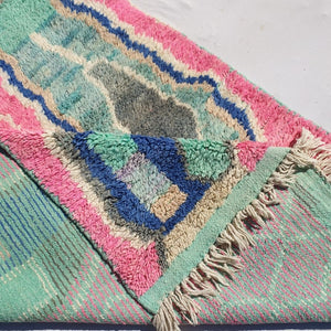 Akar - Pink Boujad Moroccan Rug 5x8 | Authentic Handwoven Berber Wool Carpet | 8'2x5'2 Ft | 2,50x1,58 m - OunizZ