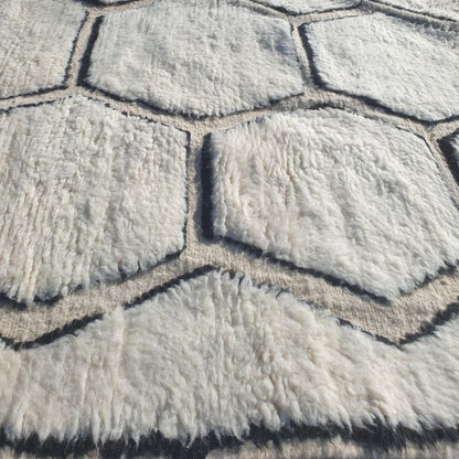 Amssla | Honeycomb 6x9 Black & White Beni Ourain Rug - Plush Berber Wool Shag Carpet | 6'73x9'71 Ft | 205x296 cm - OunizZ