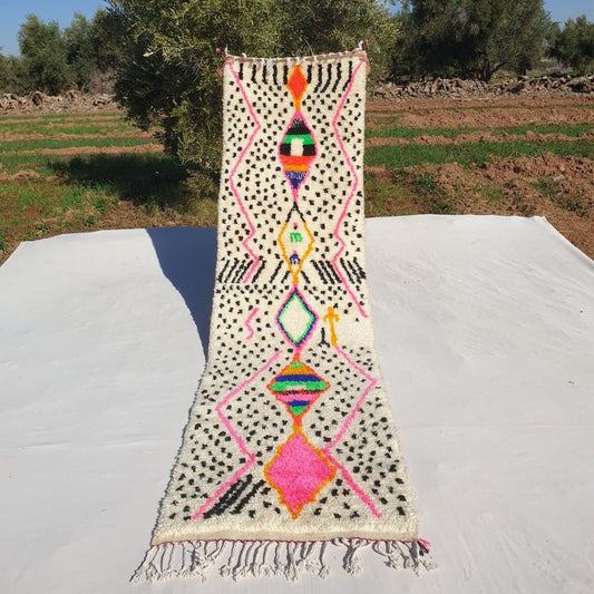 Ayka Runner - 2x9 Moroccan Hallway Runner Rug | Authentic White Azilal Wool Berber Runner | 2'62x9'71 Ft | 80x296 cm - OunizZ