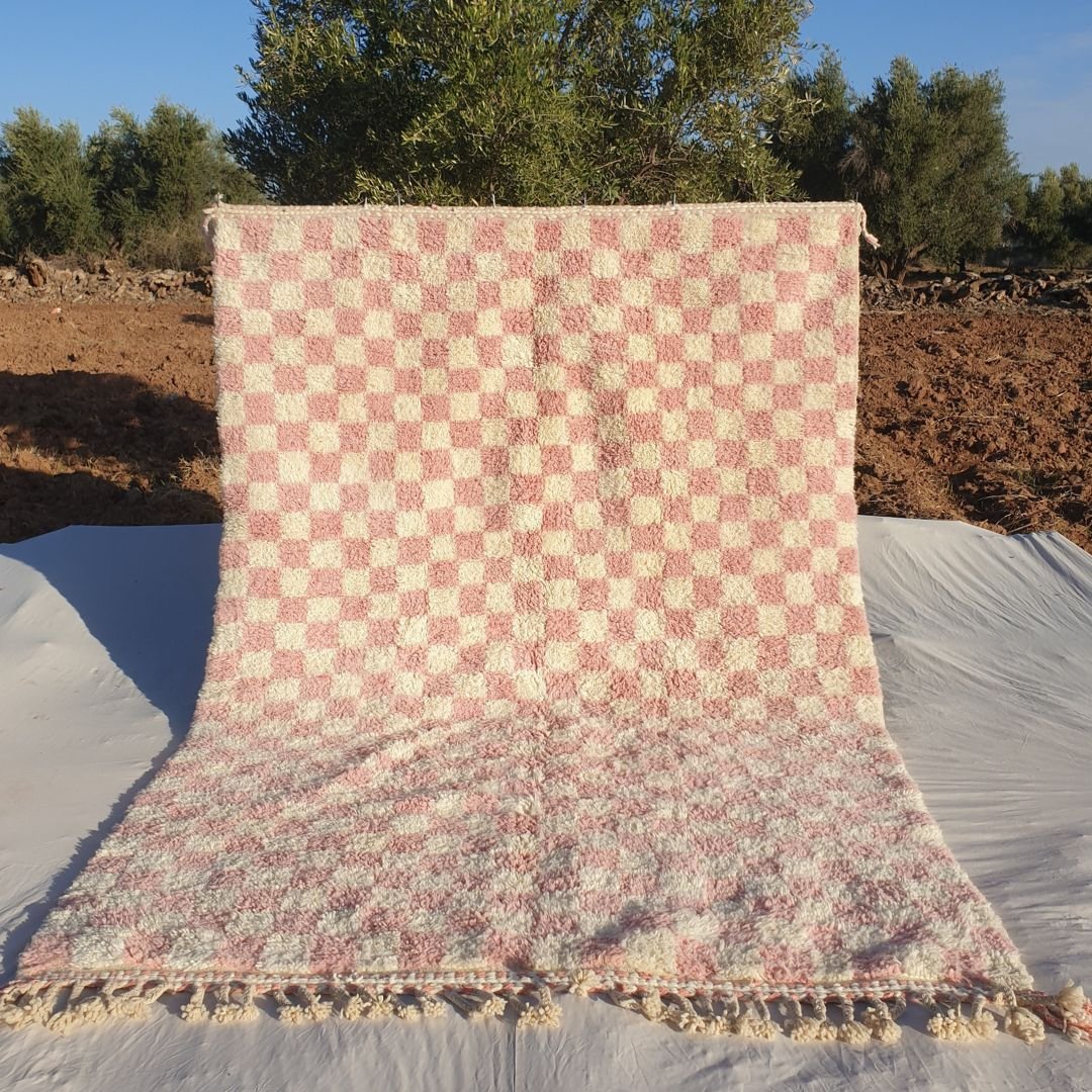 Baghta | White & Pink Checkered 6x9 Moroccan Rug Soft Beni Ourain | Berber Handmade Wool Carpet | 6'52x9'64 Ft | 199x294 cm - OunizZ