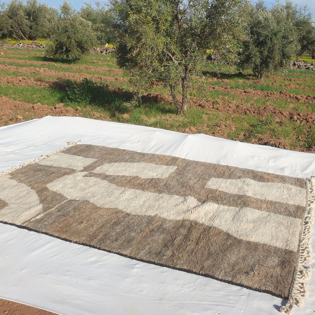 Bagina | 7x10 Beni Ourain Moroccan Rug - Soft Ivory Plush Shag with Brown Geometric Blocks Wool Berber Carpet | 7'5"x10'3" Ft | 226x312 cm - OunizZ