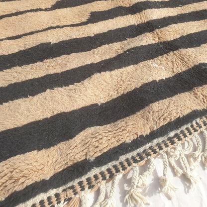 Bolka - 6x8 Bold Striped Beni Ourain Rug in Black and Tan - Handwoven Berber Carpet | 6'2"x8' Ft | 190x242 cm - OunizZ