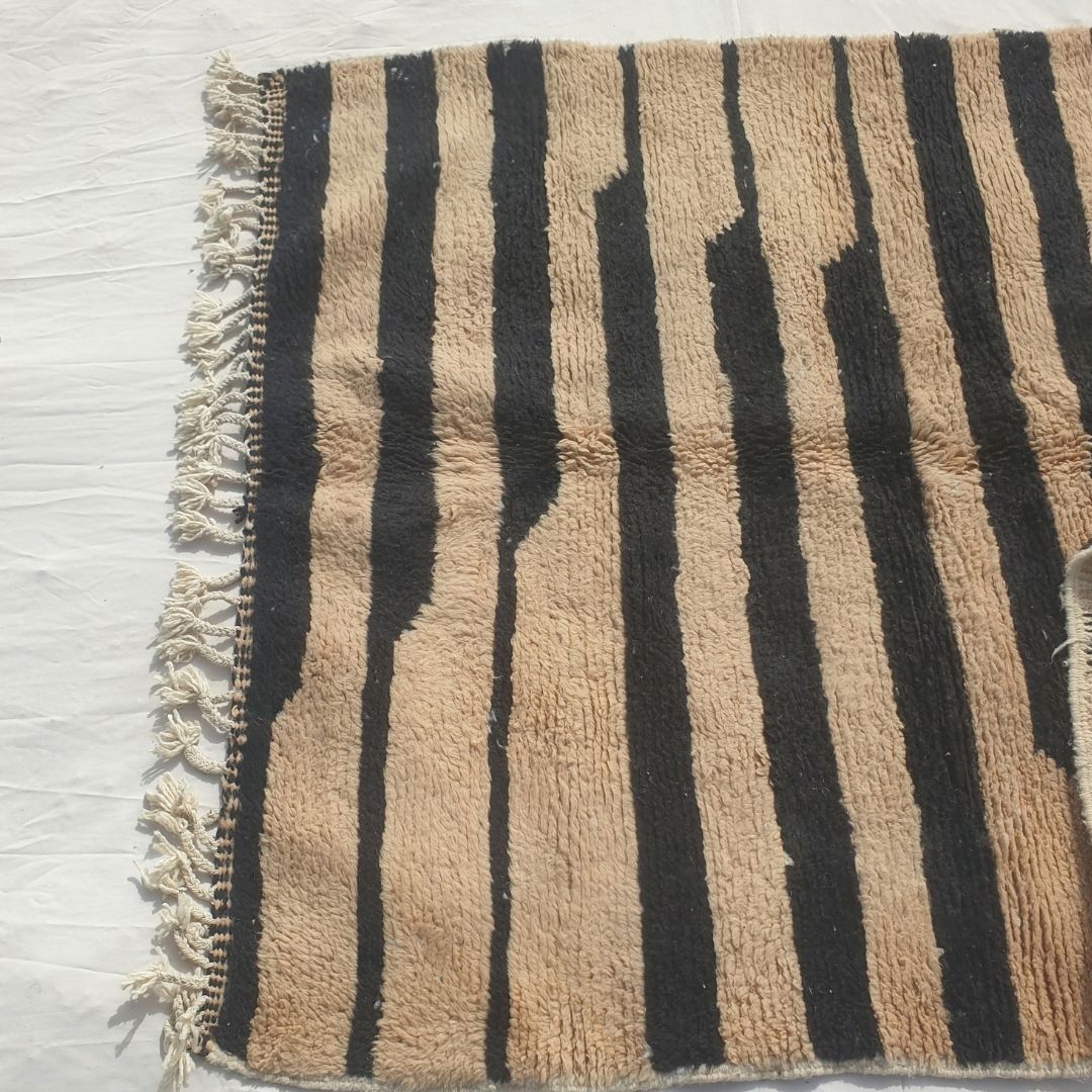 Bolka - 6x8 Bold Striped Beni Ourain Rug in Black and Tan - Handwoven Berber Carpet | 6'2"x8' Ft | 190x242 cm - OunizZ