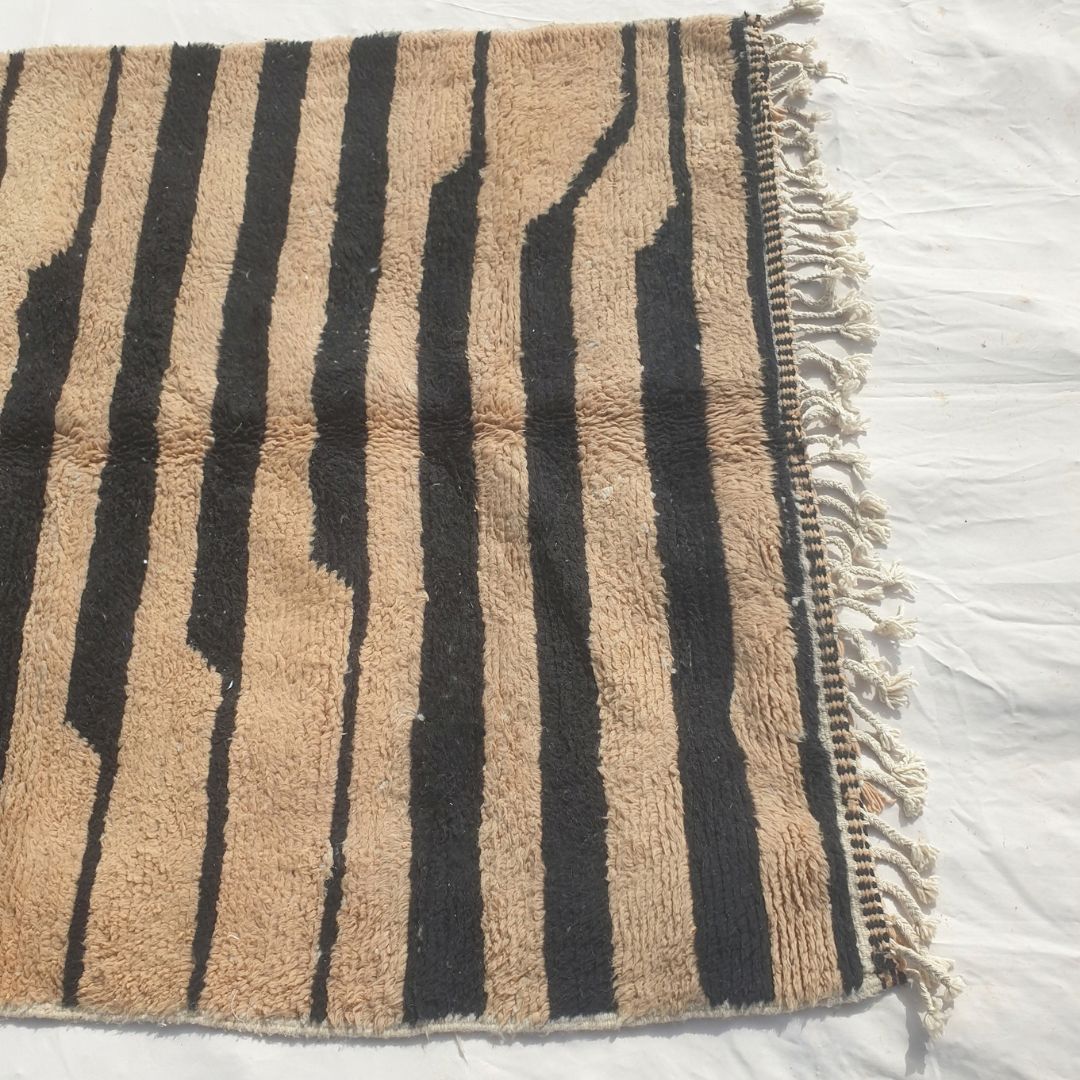 Bolka - 6x8 Bold Striped Beni Ourain Rug in Black and Tan - Handwoven Berber Carpet | 6'2"x8' Ft | 190x242 cm - OunizZ