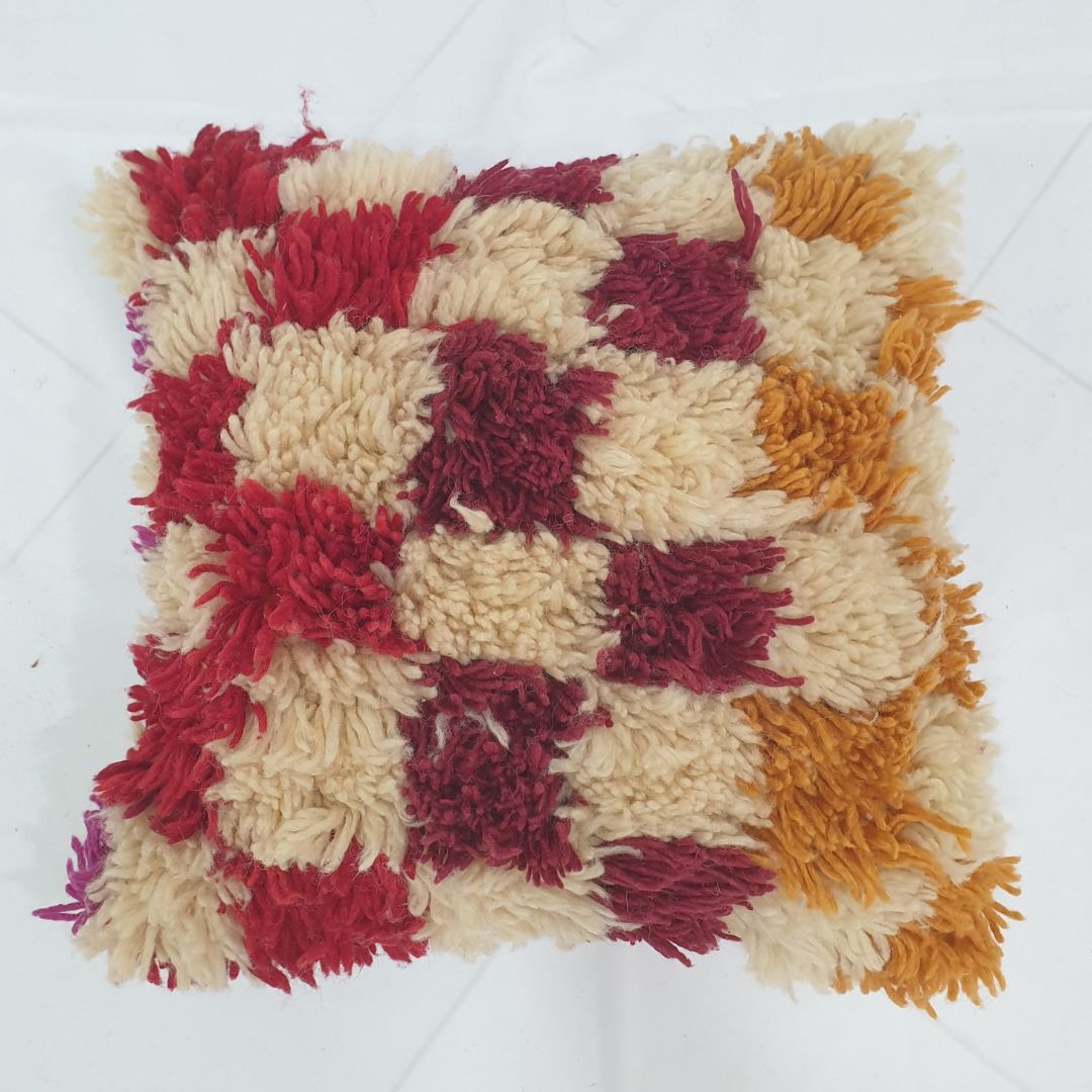 Cream Checkered Moroccan Cushion Cover – Warm Beni Mrirt Comfort 20x20 inches | 50x50 cm - OunizZ