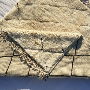 Customized Dilma | Moroccan Beni Mrirt Rug | 10’20x12’60 Ft| 100% wool handmade - OunizZ