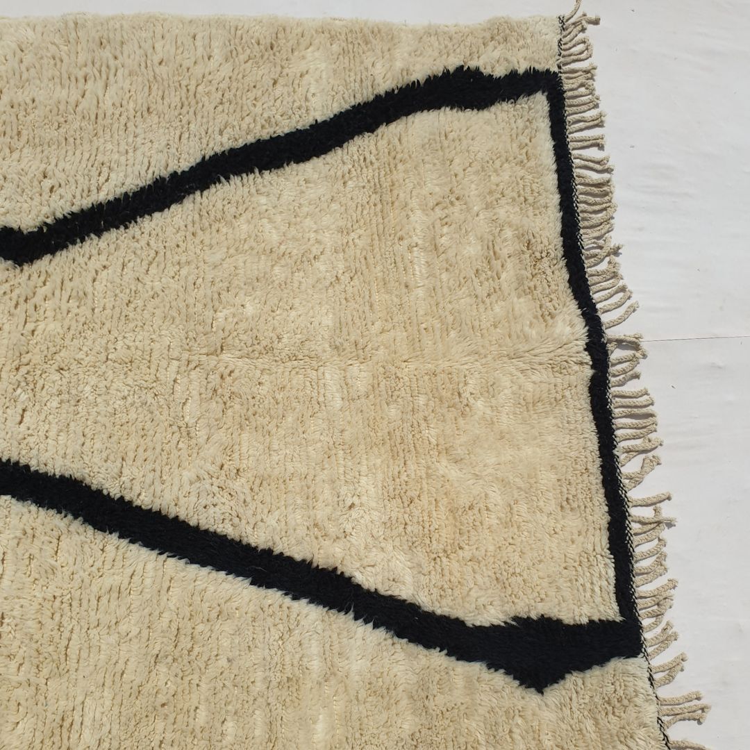 Customized Sidivia Beni Ourain Moroccan Rug 6x9 Ft | Berber Black & White 100% Authentic Wool - OunizZ