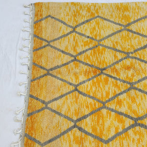 Gawya | Yellow Moroccan Rug 7x9 Authentic Beni Ourain | Handmade Berber Wool Carpet | 7'22x9'84 Ft | 220x300 cm - OunizZ