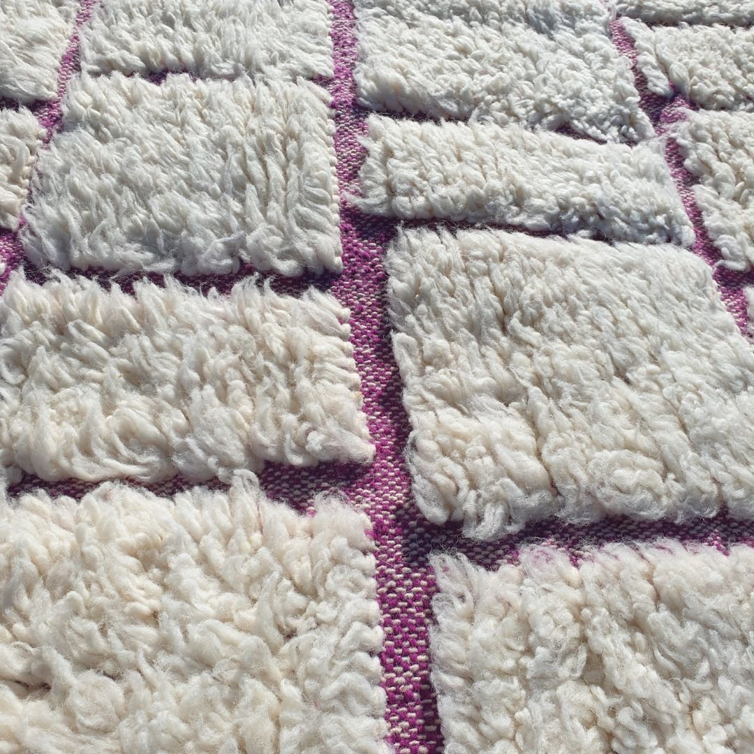 GOUTA Moroccan Rug Beni Ourain White and Pink | 9'45x6'56 Ft | 288x200 cm | 100% wool handmade - OunizZ