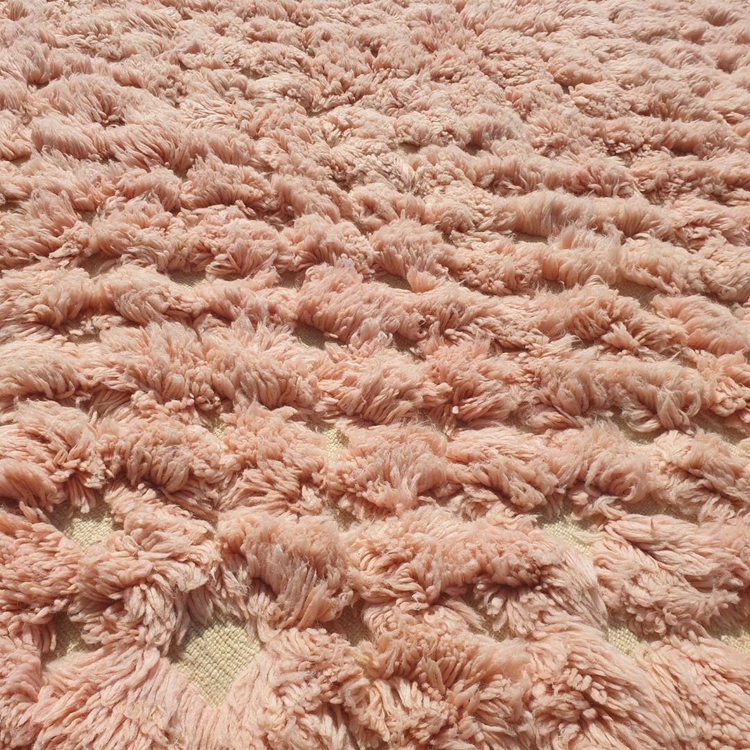 Hanna - 5x8 Soft Pink Moroccan Shag Rug - Luxury Beni Mrirt Wool Rug | 5'28x8'31 ft - 161x253 cm - OunizZ