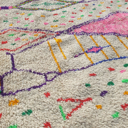 Kafani - 6x9 Moroccan Rug - White Azilal Berber Confetti Pink Diamond Handwoven Wool Carpet | 6'4"×9'3" Ft | 195×282 cm - OunizZ