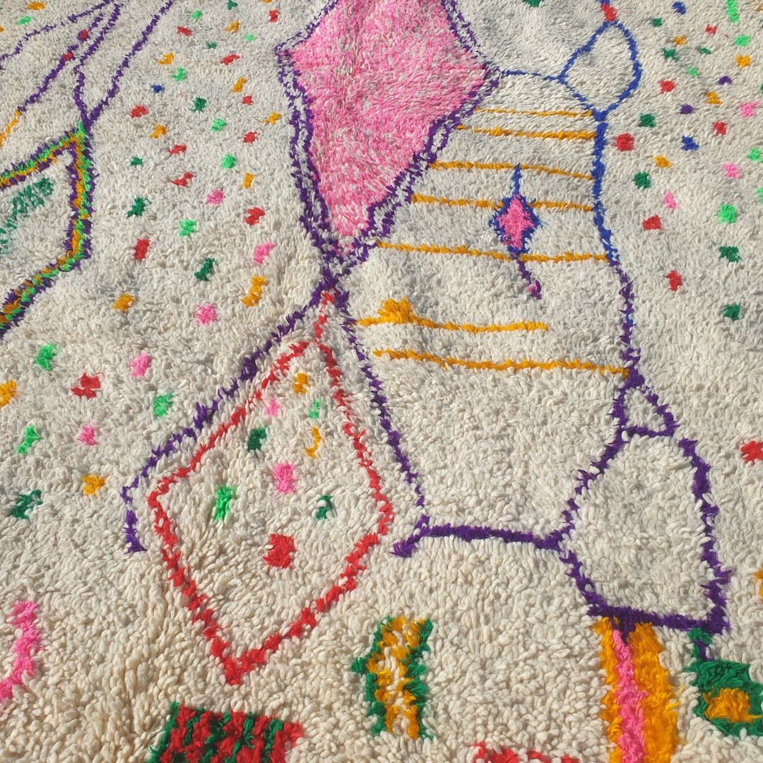 Kafani - 6x9 Moroccan Rug - White Azilal Berber Confetti Pink Diamond Handwoven Wool Carpet | 6'4"×9'3" Ft | 195×282 cm - OunizZ
